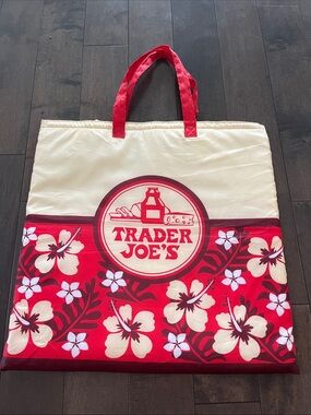 Trader Joe's Reusable Tote Bag - Hawaii